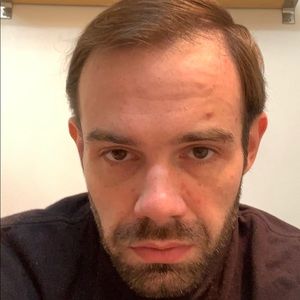 Meet your Posher, Casey